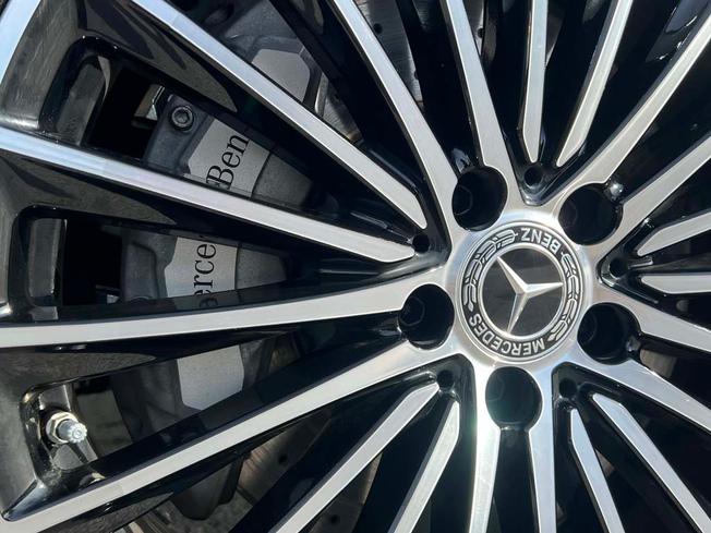 MERCEDES-BENZ Glc Photo 17
