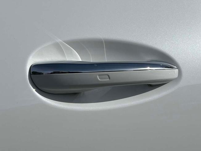 MERCEDES-BENZ Glc Photo 18