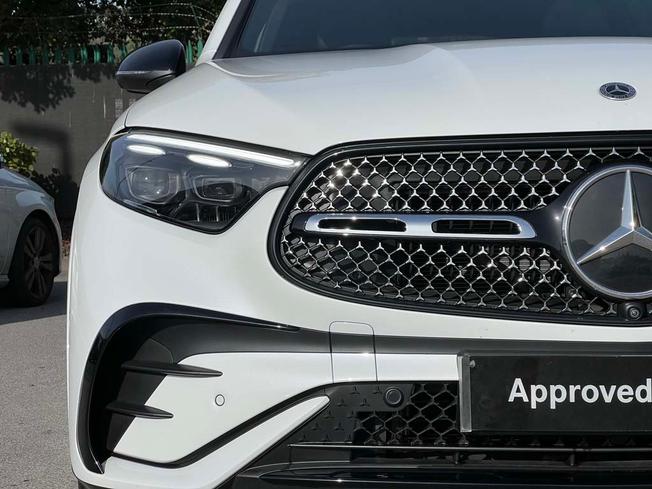 MERCEDES-BENZ Glc Photo 20