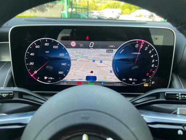 MERCEDES-BENZ Glc Photo 23