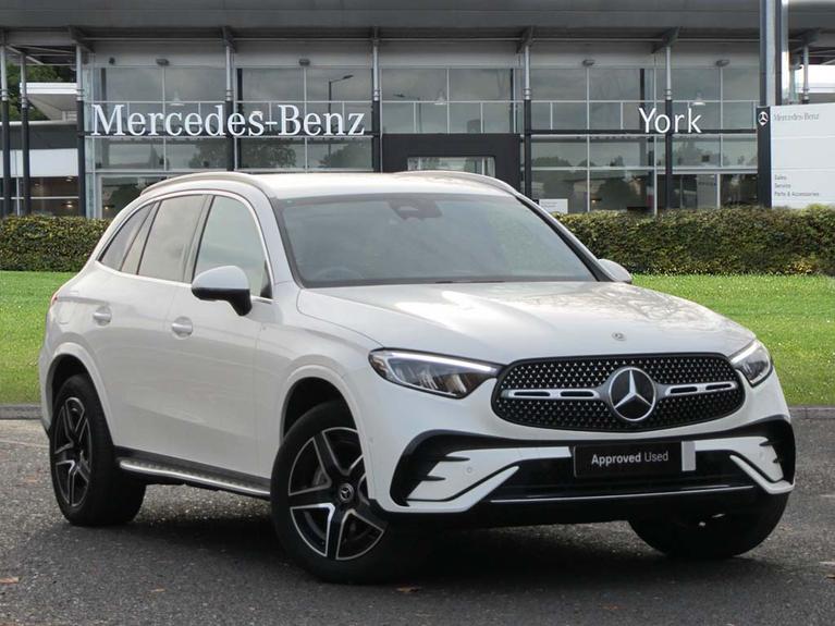 Used 2023 MERCEDES-BENZ Glc 2.0 GLC300e 31.2kWh AMG Line SUV 5dr Petrol Plug-in Hybrid G-Tronic+ 4MATIC Euro 6 (s/s) (313 ps) White at JCT600