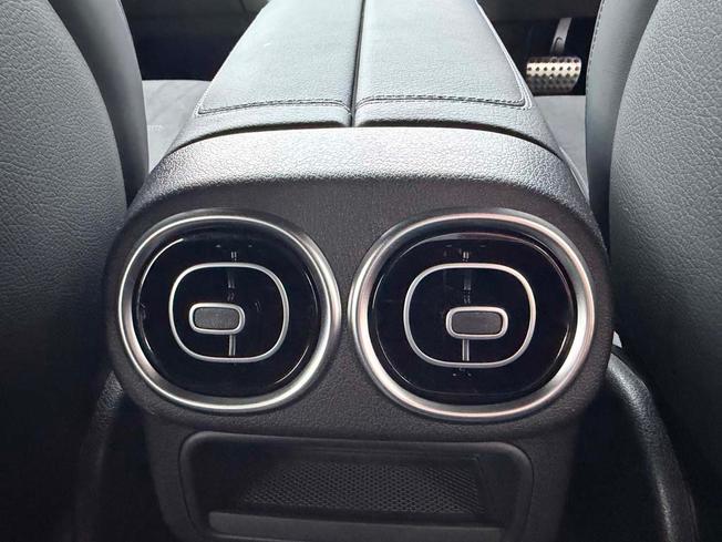 Mercedes-Benz GLC Photo 47