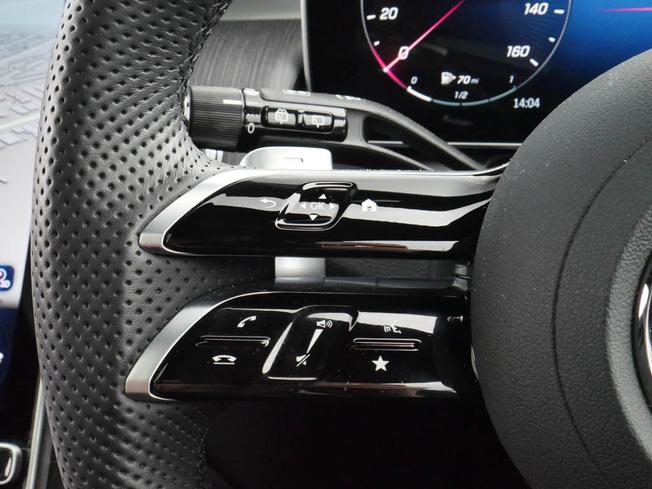 MERCEDES-BENZ Glc Photo 12