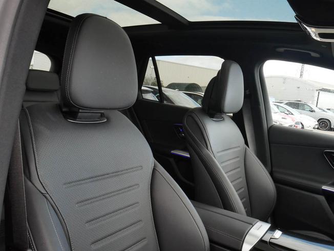 MERCEDES-BENZ Glc Photo 37