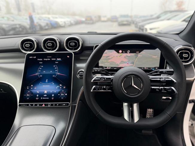 Mercedes-Benz GLC Photo 38