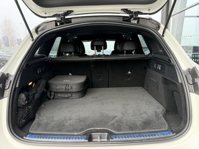 Mercedes-Benz GLC Photo 9