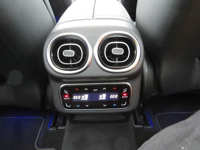 MERCEDES-BENZ GLC Photo 16