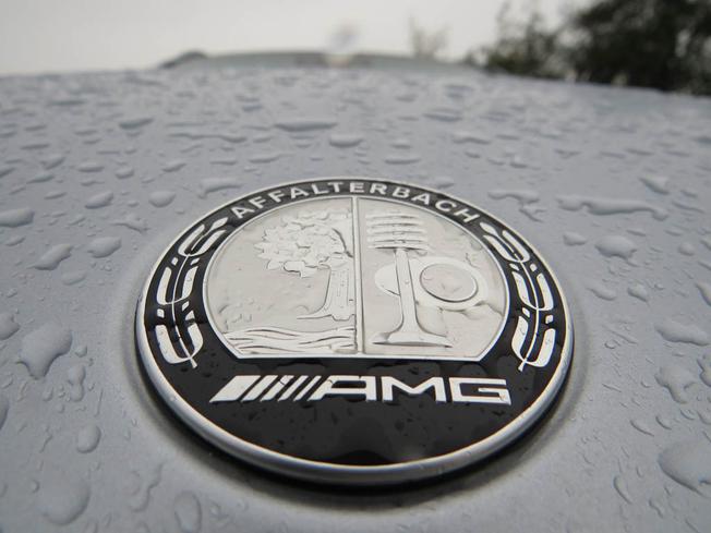 MERCEDES-BENZ GLC Photo 28