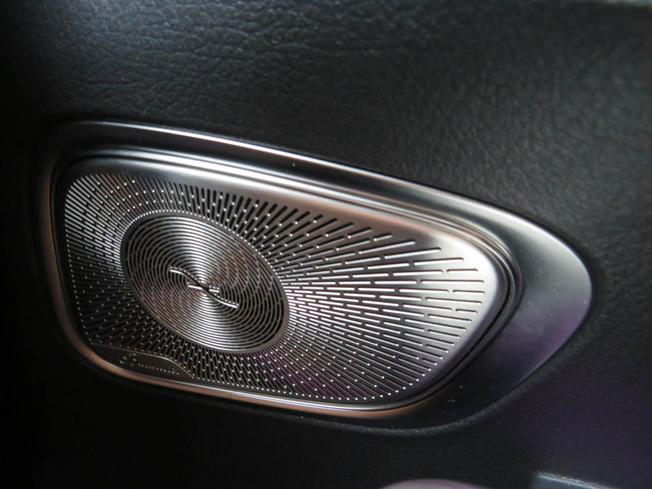 MERCEDES-BENZ GLC Photo 39