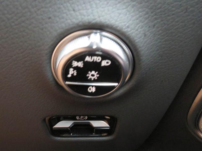 MERCEDES-BENZ GLC Photo 40