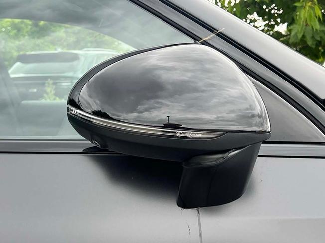 MERCEDES-BENZ Glc Photo 16