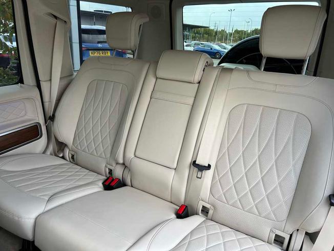 MERCEDES-BENZ G Class Photo 8