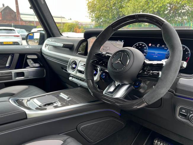 MERCEDES-BENZ G Class Photo 22