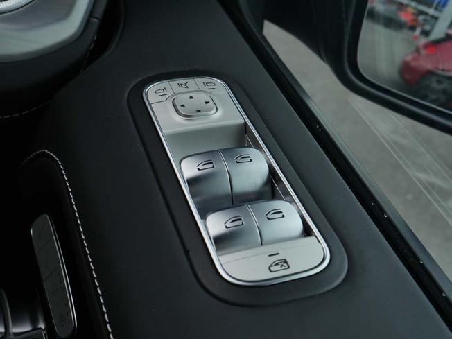 MERCEDES-BENZ G Class Photo 16