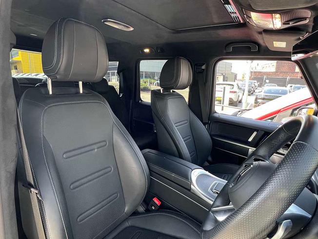 MERCEDES-BENZ G Class Photo 18