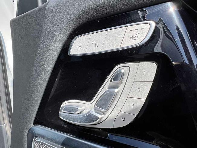 MERCEDES-BENZ G Class Photo 21