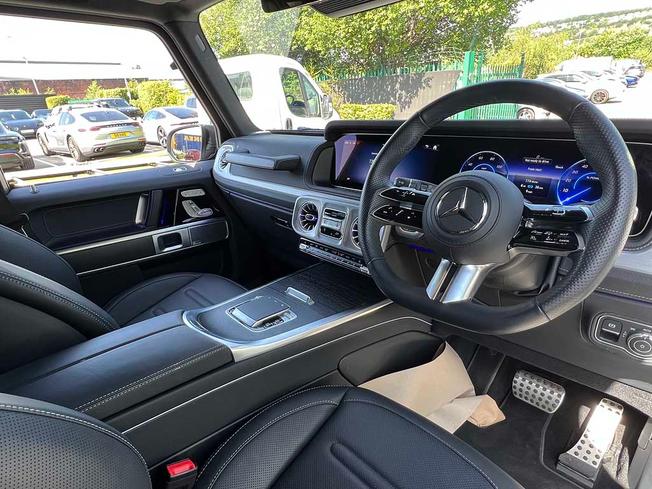 MERCEDES-BENZ G Class Photo 3