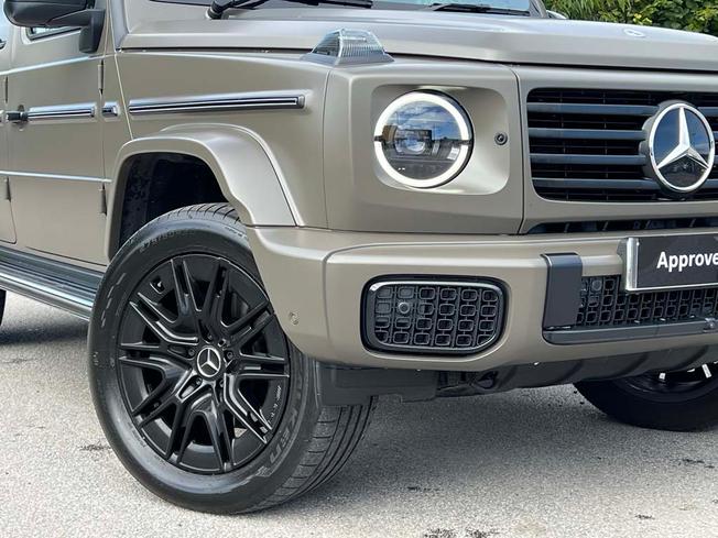 MERCEDES-BENZ G Class Photo 12