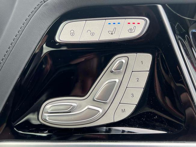 MERCEDES-BENZ G Class Photo 38