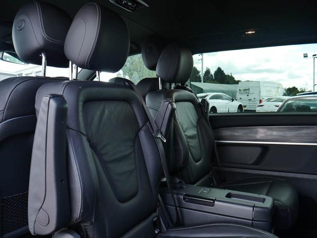 MERCEDES-BENZ Eqv Photo 35