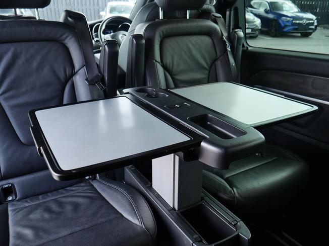 MERCEDES-BENZ Eqv Photo 36