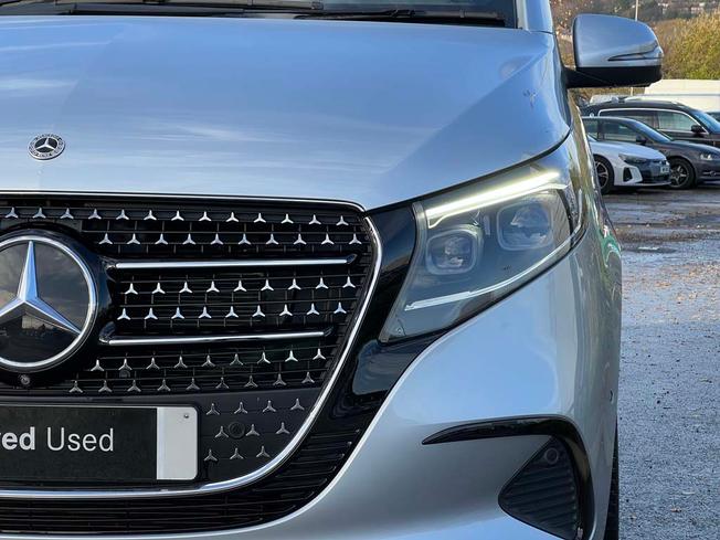 MERCEDES-BENZ V Class Photo 15