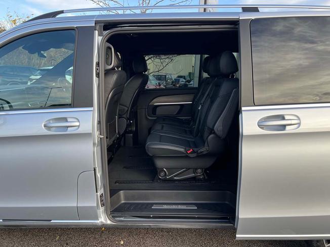 MERCEDES-BENZ V Class Photo 35