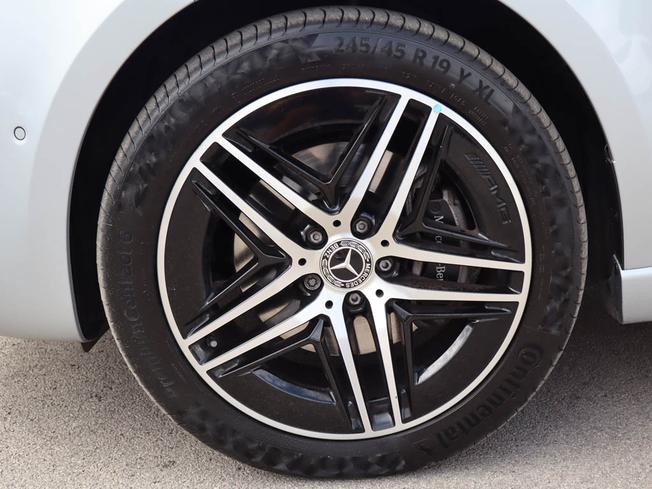 MERCEDES-BENZ V Class Photo 13