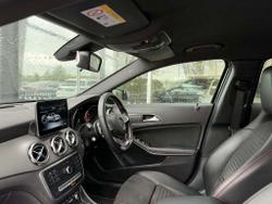 MERCEDES-BENZ GLA Photo 3