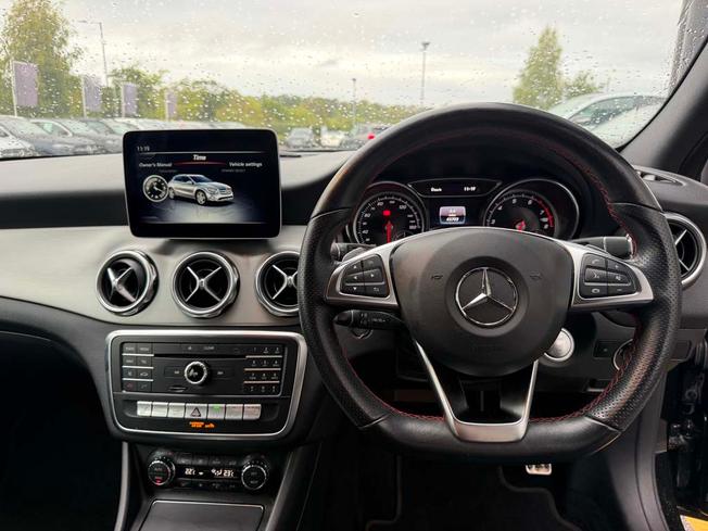 MERCEDES-BENZ GLA Photo 31