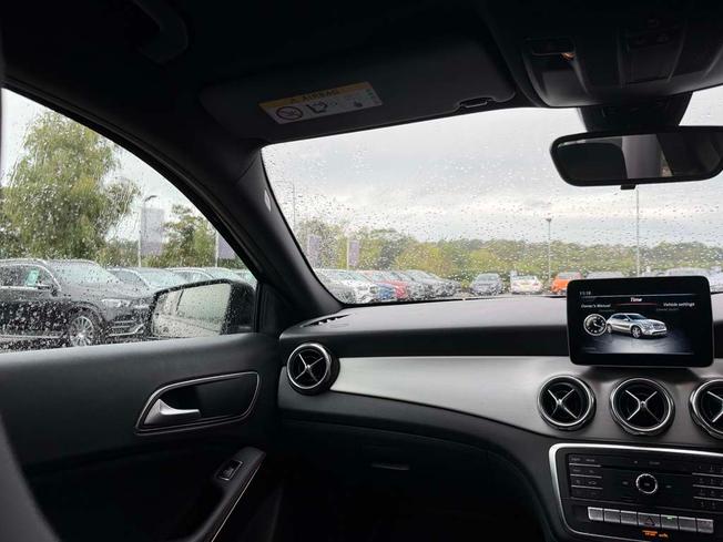 MERCEDES-BENZ GLA Photo 35