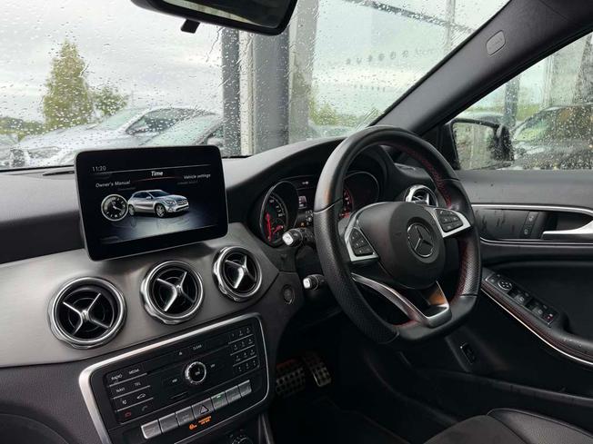MERCEDES-BENZ GLA Photo 36