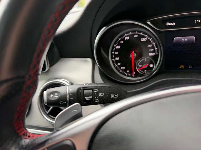 MERCEDES-BENZ GLA Photo 41