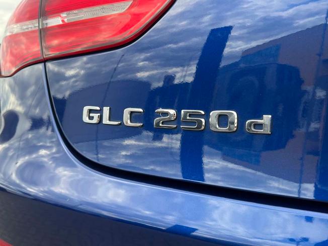 MERCEDES-BENZ Glc Photo 20