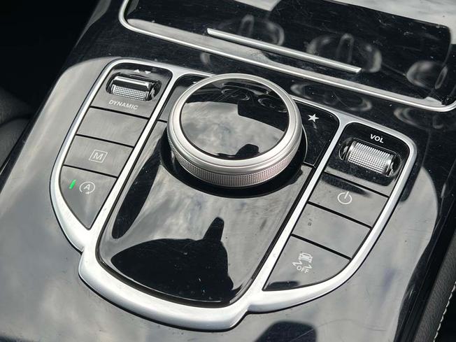 MERCEDES-BENZ Glc Photo 33