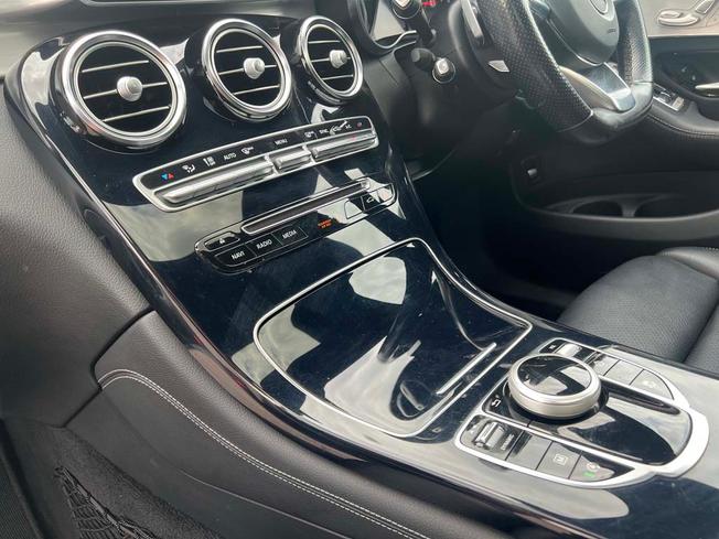 MERCEDES-BENZ Glc Photo 44