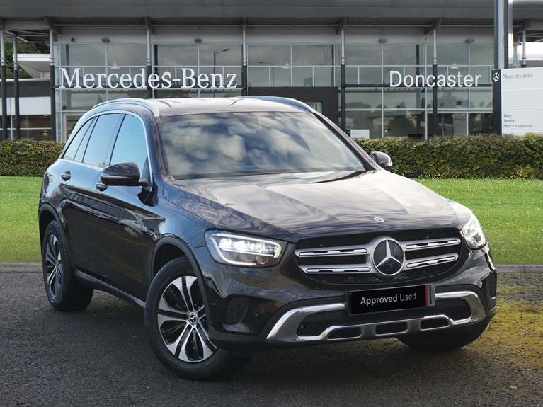 Used 2019 MERCEDES-BENZ Glc 2.0 GLC300 MHEV Sport SUV 5dr Petrol G-Tronic+ 4MATIC Euro 6 (s/s) (272 ps) Black at JCT600