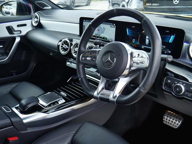 MERCEDES-BENZ A Class Photo 37