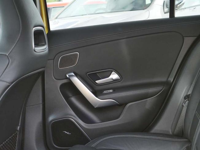 MERCEDES-BENZ A Class Photo 42