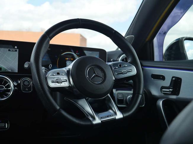 MERCEDES-BENZ A Class Photo 45
