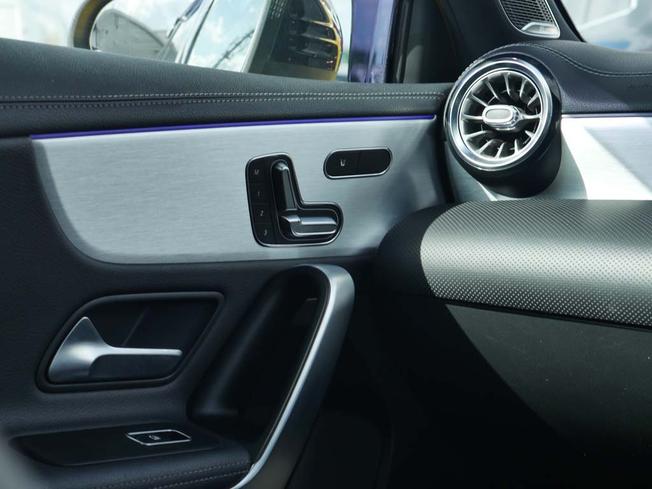 MERCEDES-BENZ A Class Photo 47