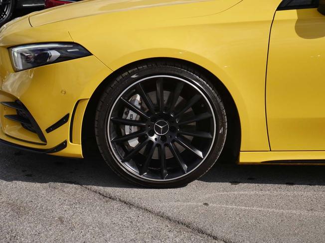 MERCEDES-BENZ A Class Photo 6