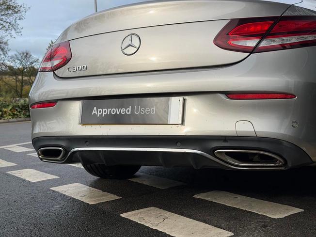 MERCEDES-BENZ C Class Photo 17