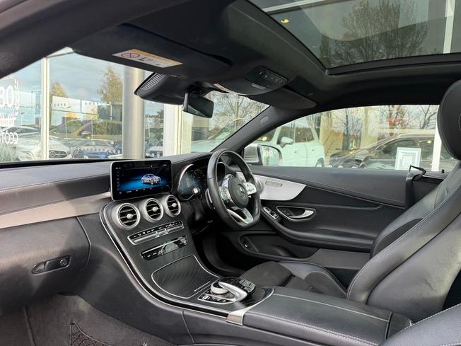 MERCEDES-BENZ C Class Photo 3