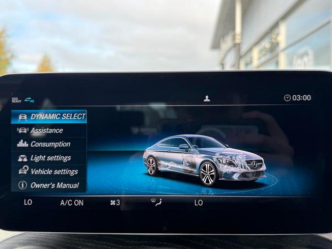 MERCEDES-BENZ C Class Photo 32