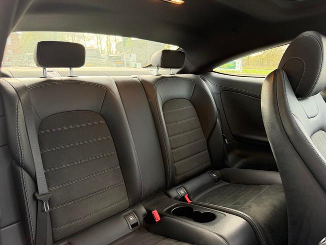 MERCEDES-BENZ C Class Photo 8