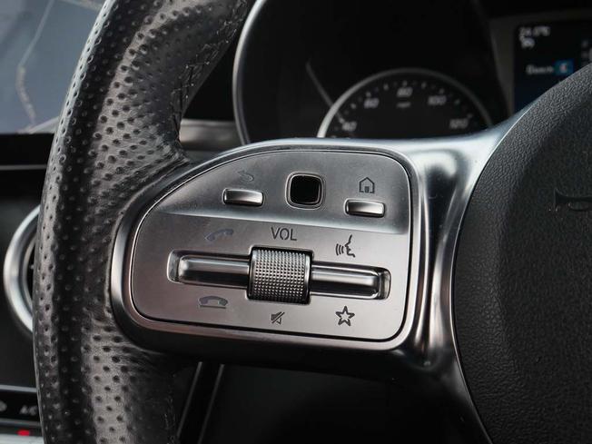 MERCEDES-BENZ C Class Photo 12