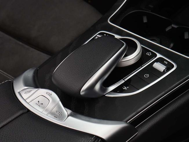 MERCEDES-BENZ C Class Photo 37