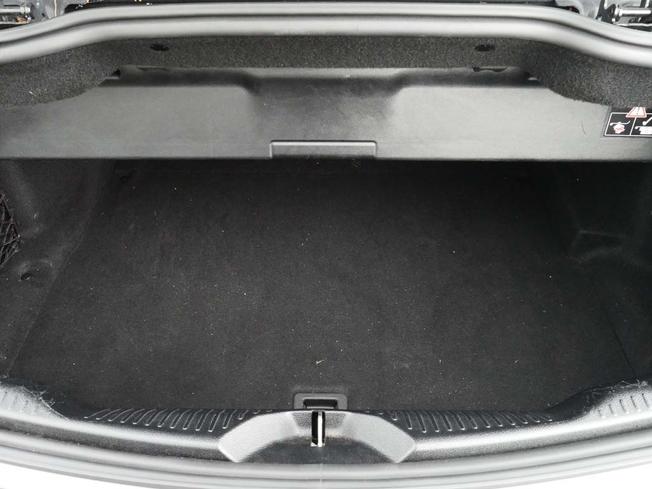 MERCEDES-BENZ C Class Photo 9