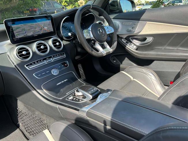 MERCEDES-BENZ C Class Photo 3